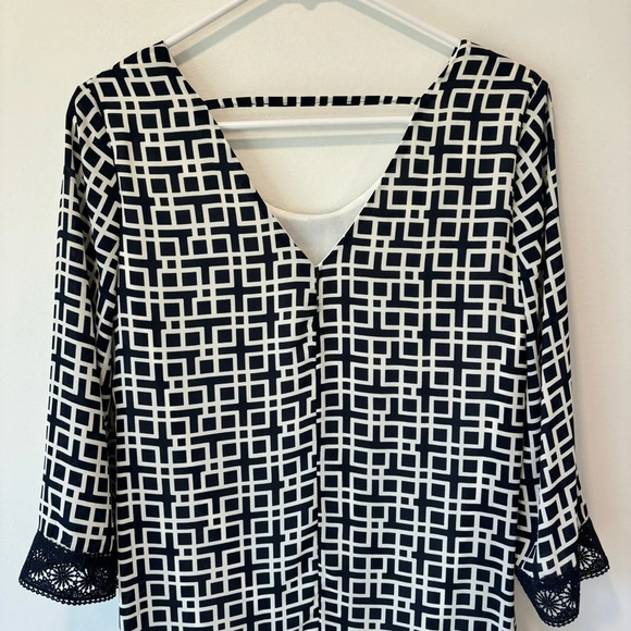 Alya Women’s Blue White Geometric Lace 3 Quarter Sleeve Mini Dress Formal Event - Picture 12 of 12